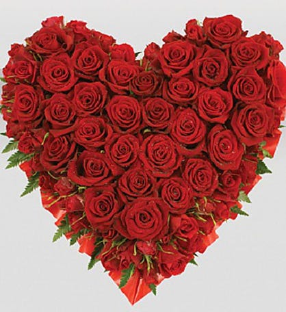 100 Pcs Red Roses In Heart Shape-image-0