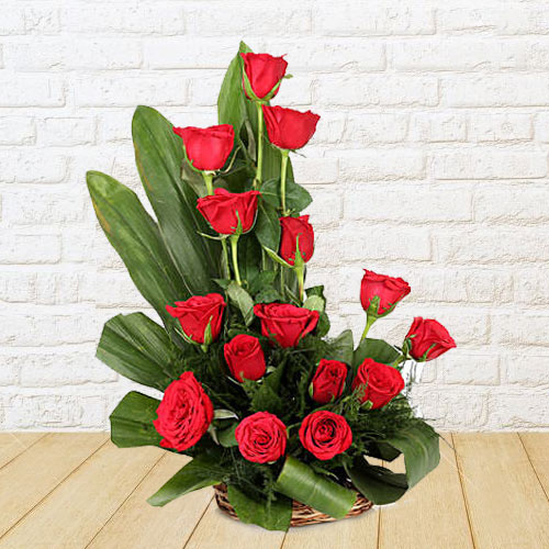 15 Pcs Imported Red Roses In A Basket-image-0