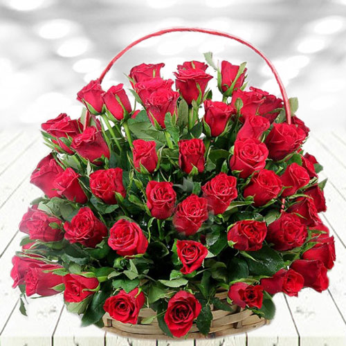 36 Pcs Red Roses In Basket-image-0