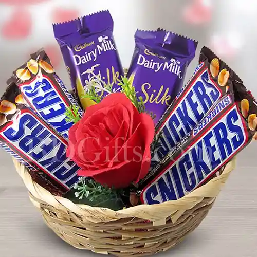 Delight Mix Chocolate Basket-image-0